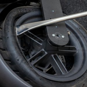Ninebot G30D Reifen Ein & Ausbau Service