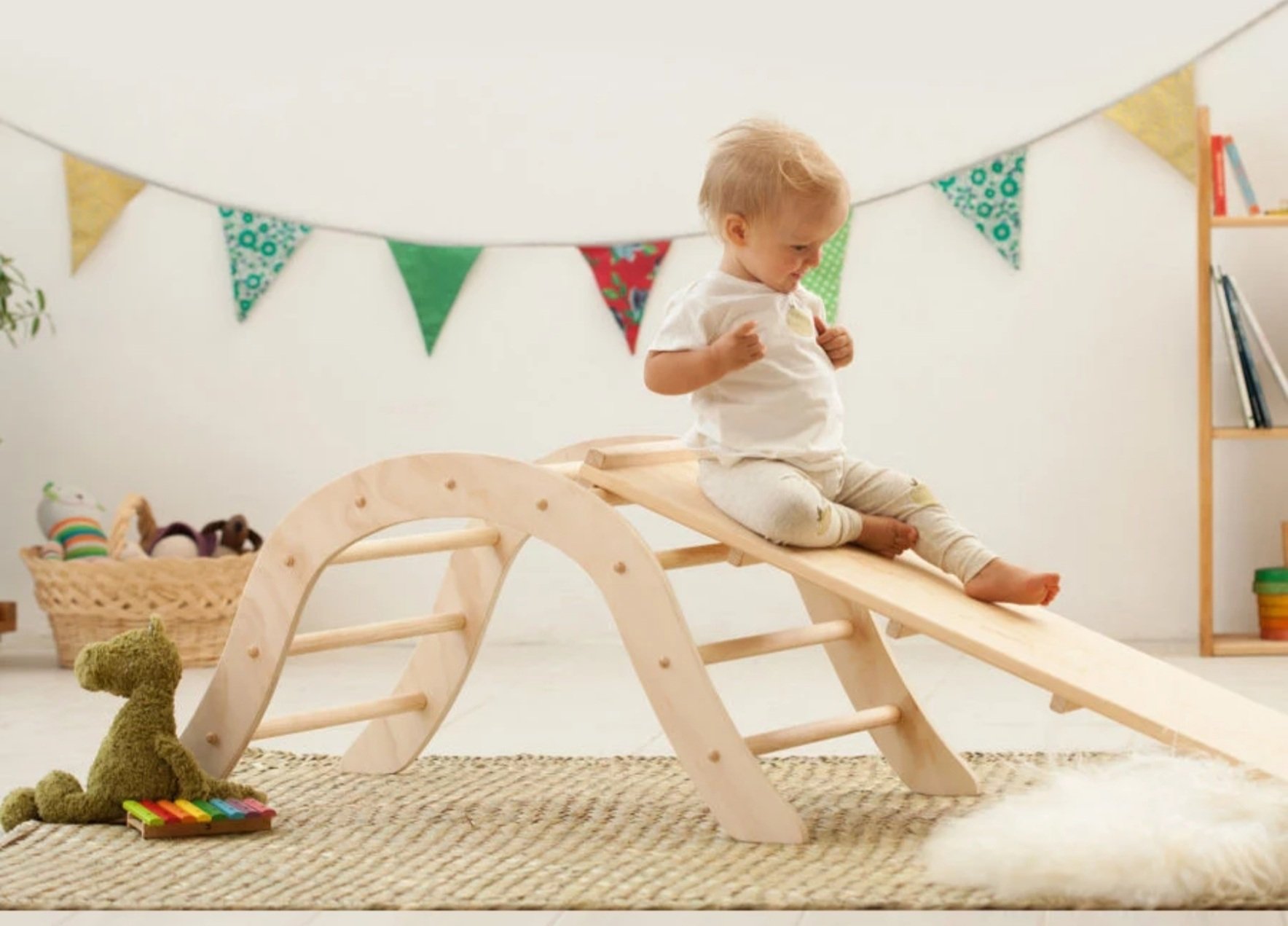 Triangle Kletterer Kletterbrett Montessori für Kinder und Kleinkinder Möbel Kletterdreieckure Pickler Art